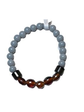 Glass bead stretch bracelet hands made